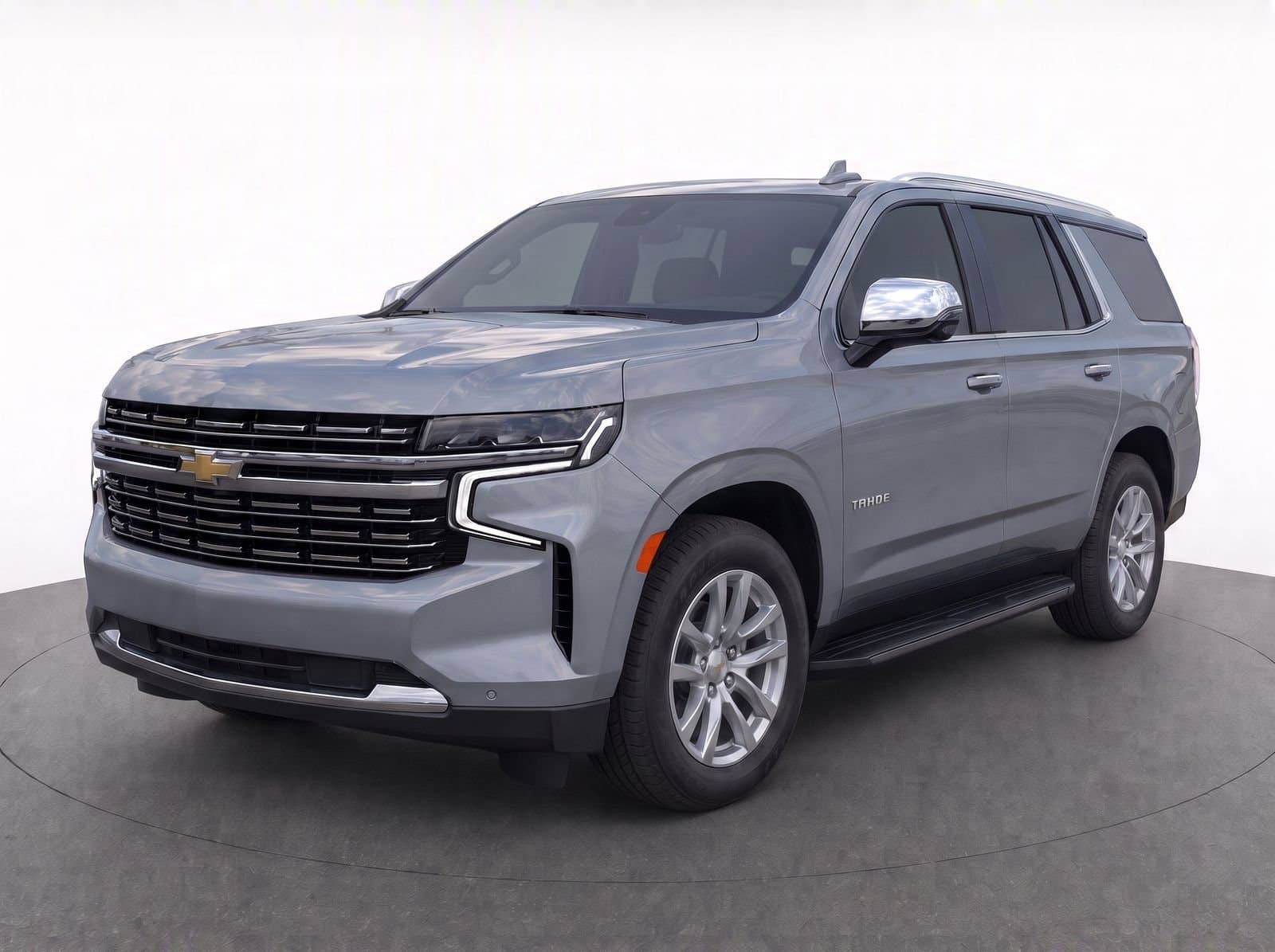 2024 Chevrolet Tahoe Premier — photo 1 of 8