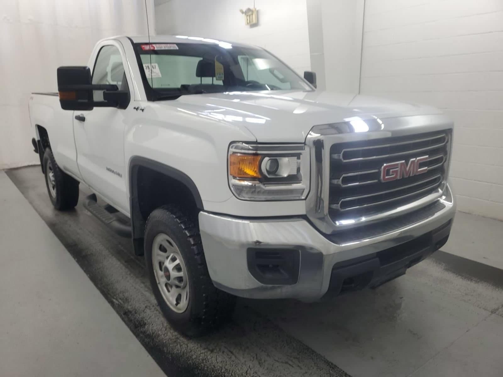 2016 GMC Sierra 3500 HD Base — photo 1 of 8