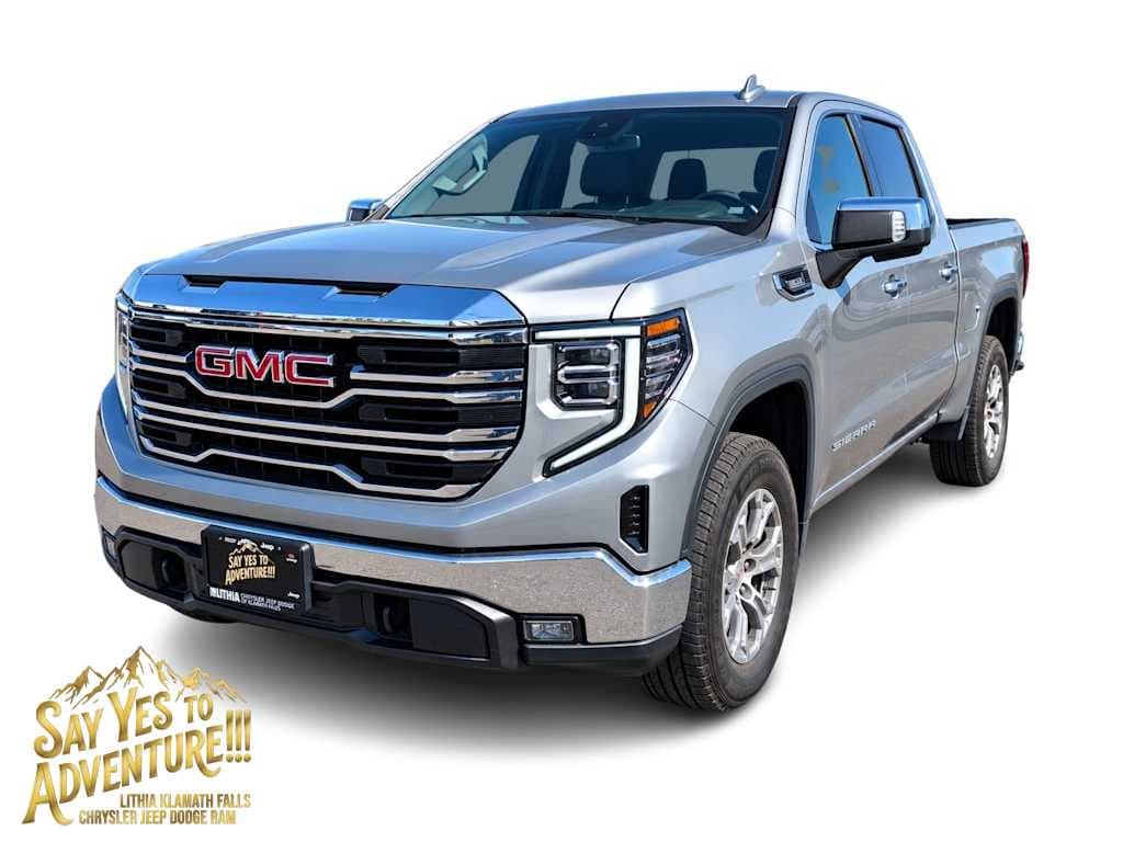 2025 GMC Sierra 1500 SLT — photo 1 of 17