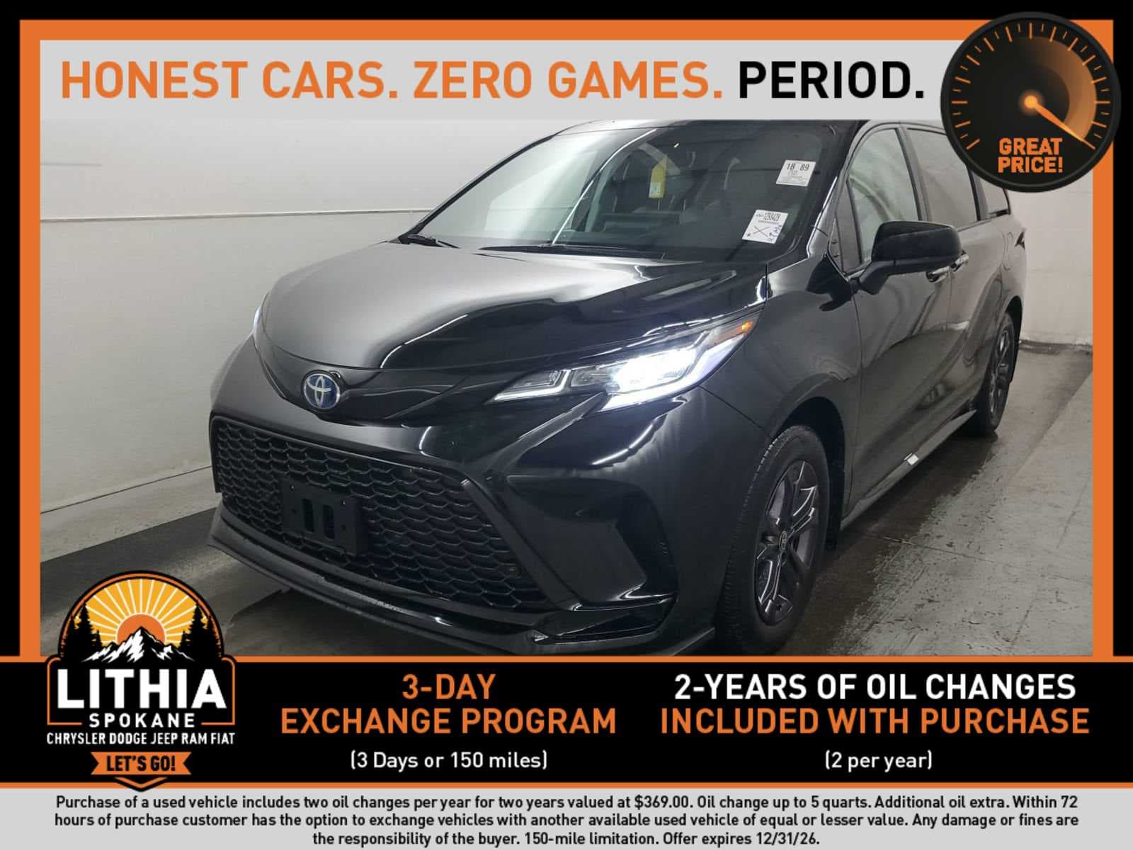 2025 Toyota Sienna XSE — photo 1 of 10