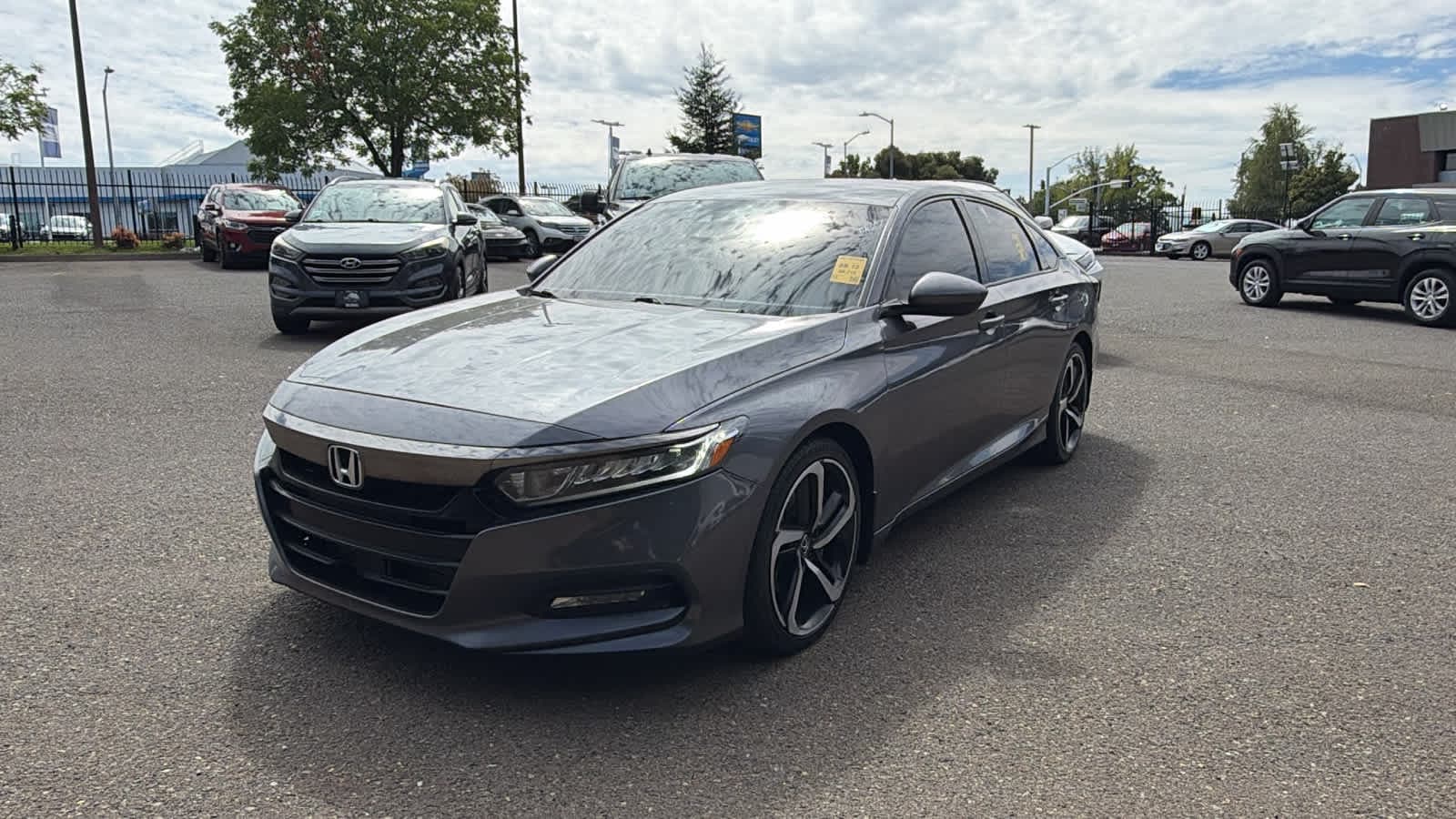 2018 Honda Accord Sport — photo 1 of 11
