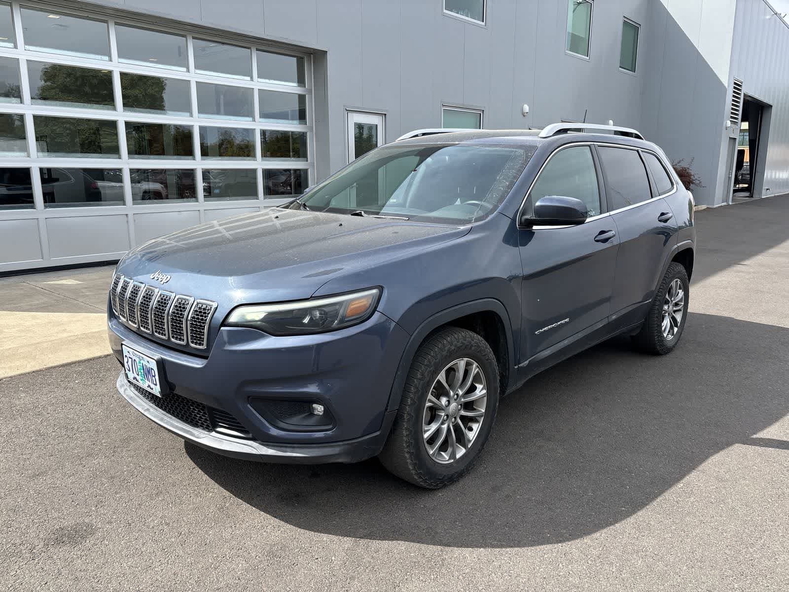 2019 Jeep Cherokee Latitude Plus 4x4 — photo 1 of 23