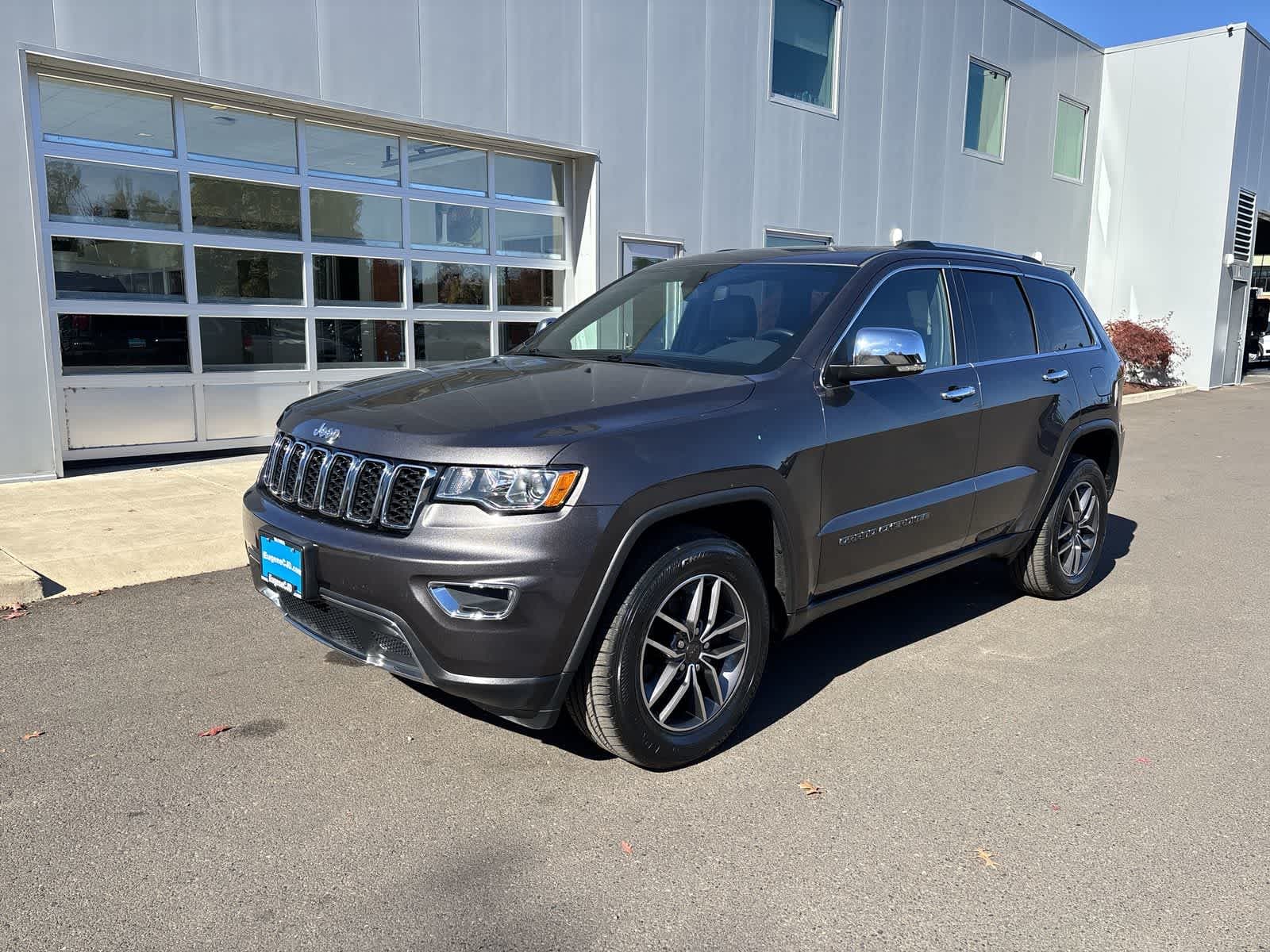 2020 Jeep Grand Cherokee Limited — photo 1 of 30