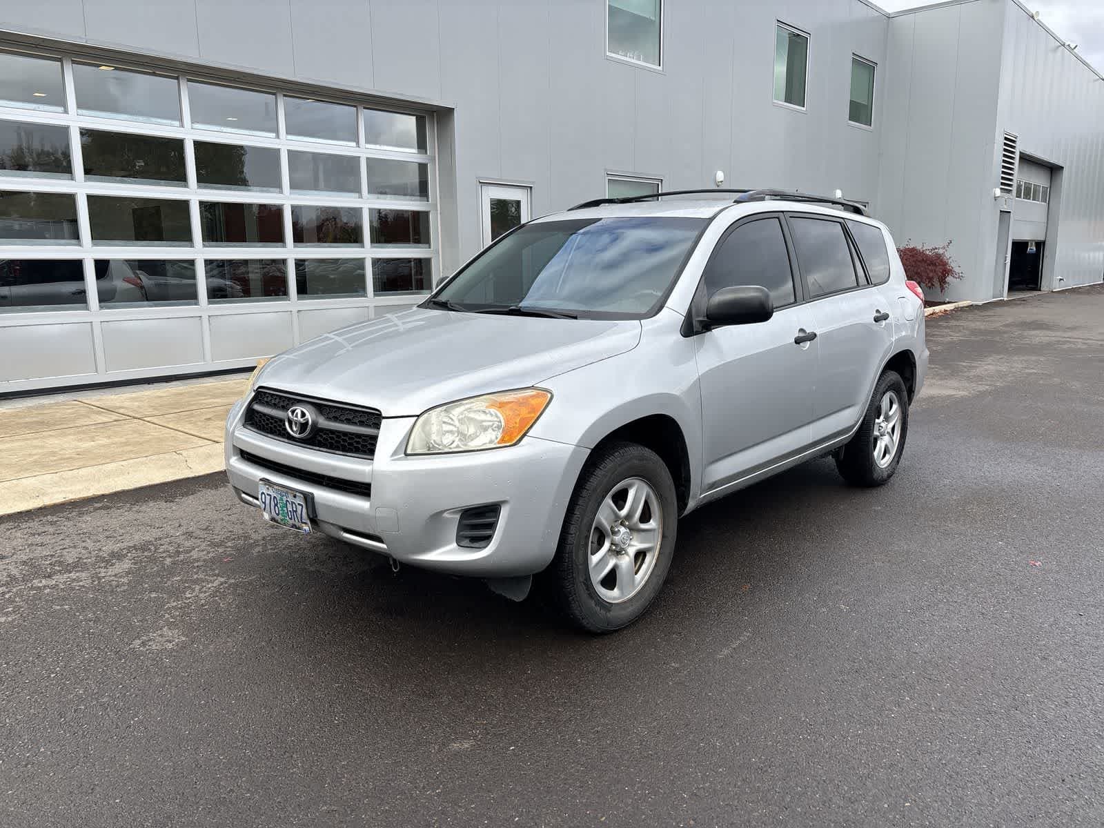 2011 Toyota RAV4 Base — photo 1 of 21