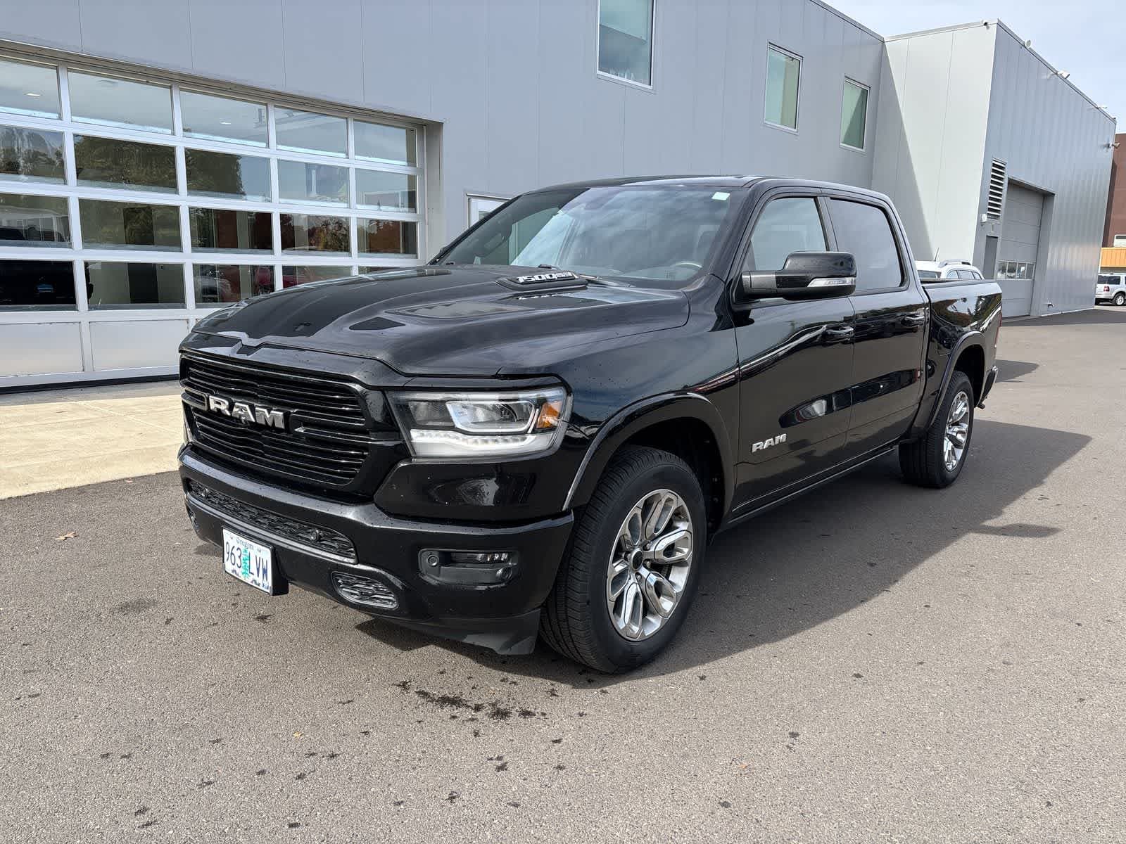 2019 RAM 1500 Laramie — photo 1 of 24