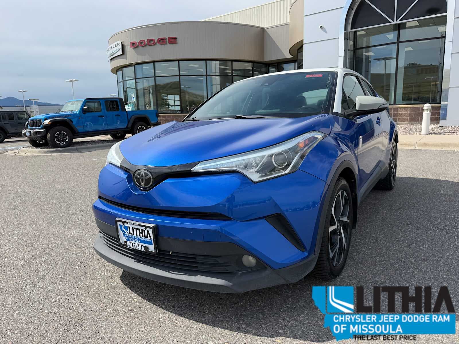 2018 Toyota C-HR XLE Premium — photo 1 of 23
