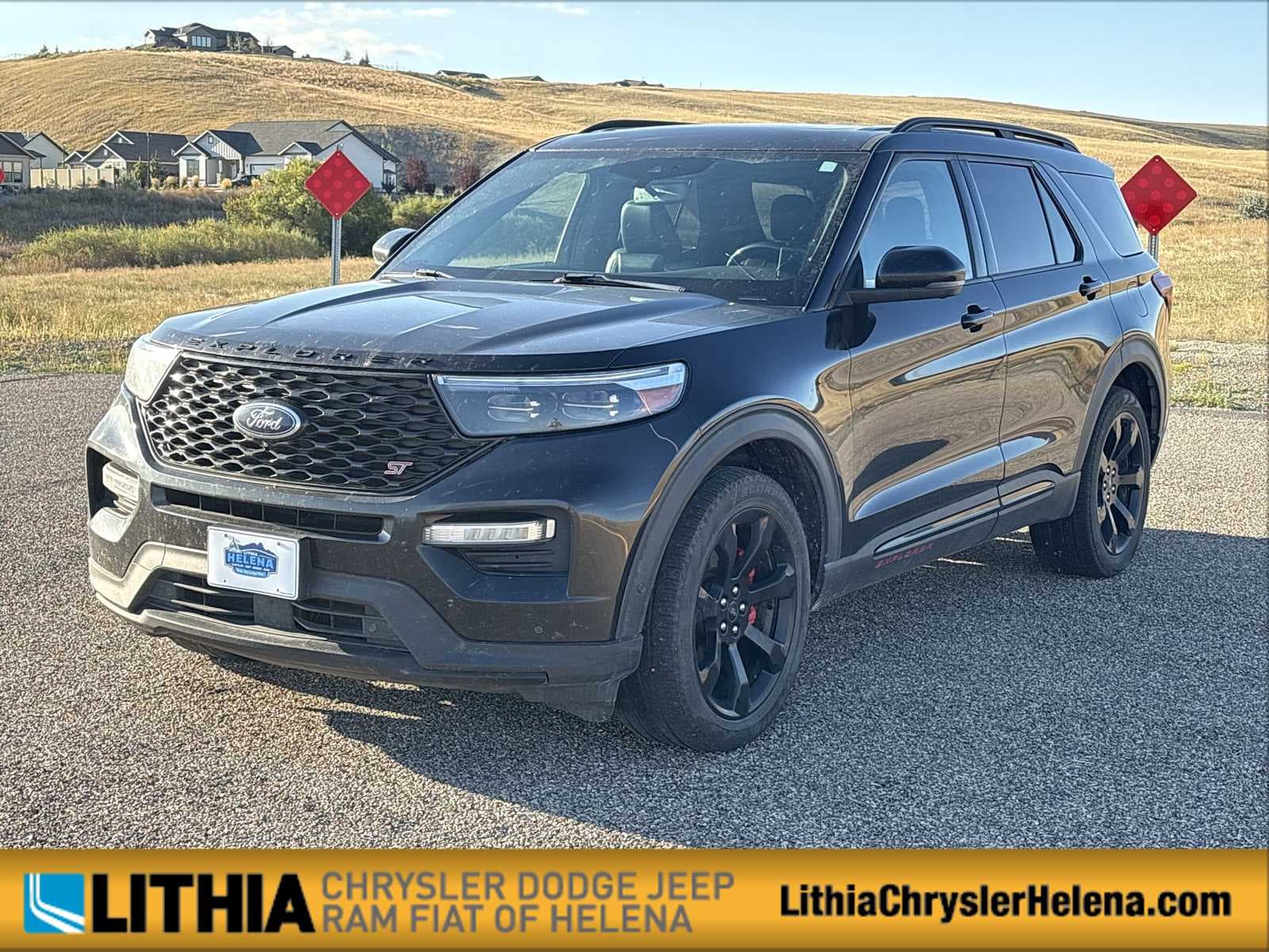 2021 Ford Explorer ST — photo 1 of 21