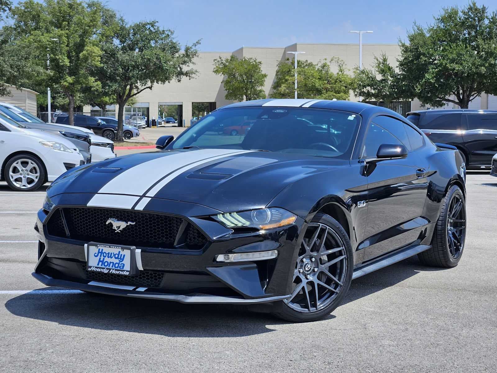 2022 Ford Mustang GT Premium — photo 1 of 31