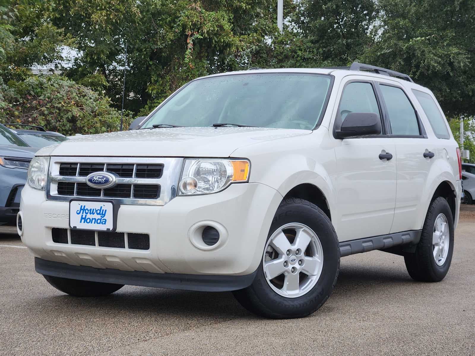 2012 Ford Escape XLS — photo 1 of 31