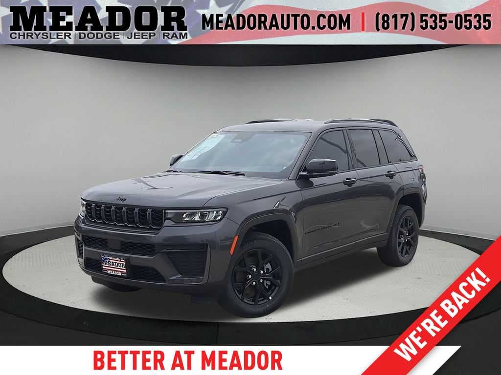2026 Jeep Grand Cherokee Laredo Altitude — photo 1 of 47