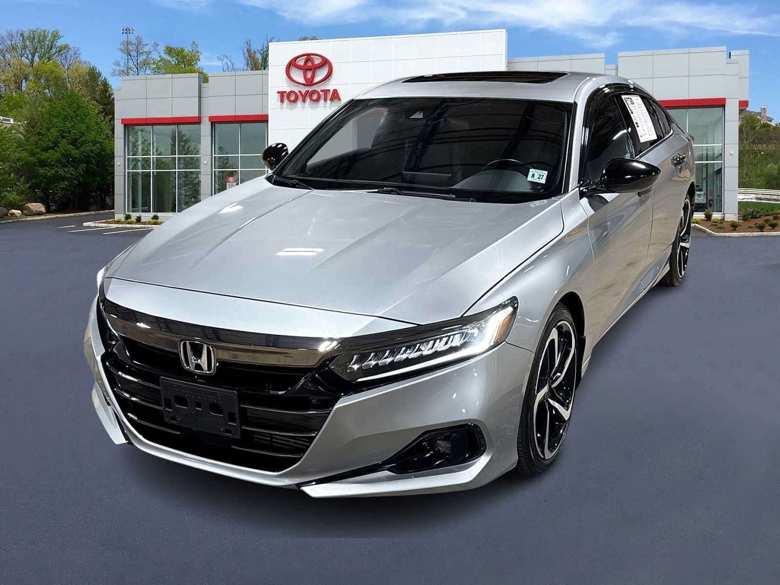 2022 Honda Accord Sport 2.0T — photo 1 of 32