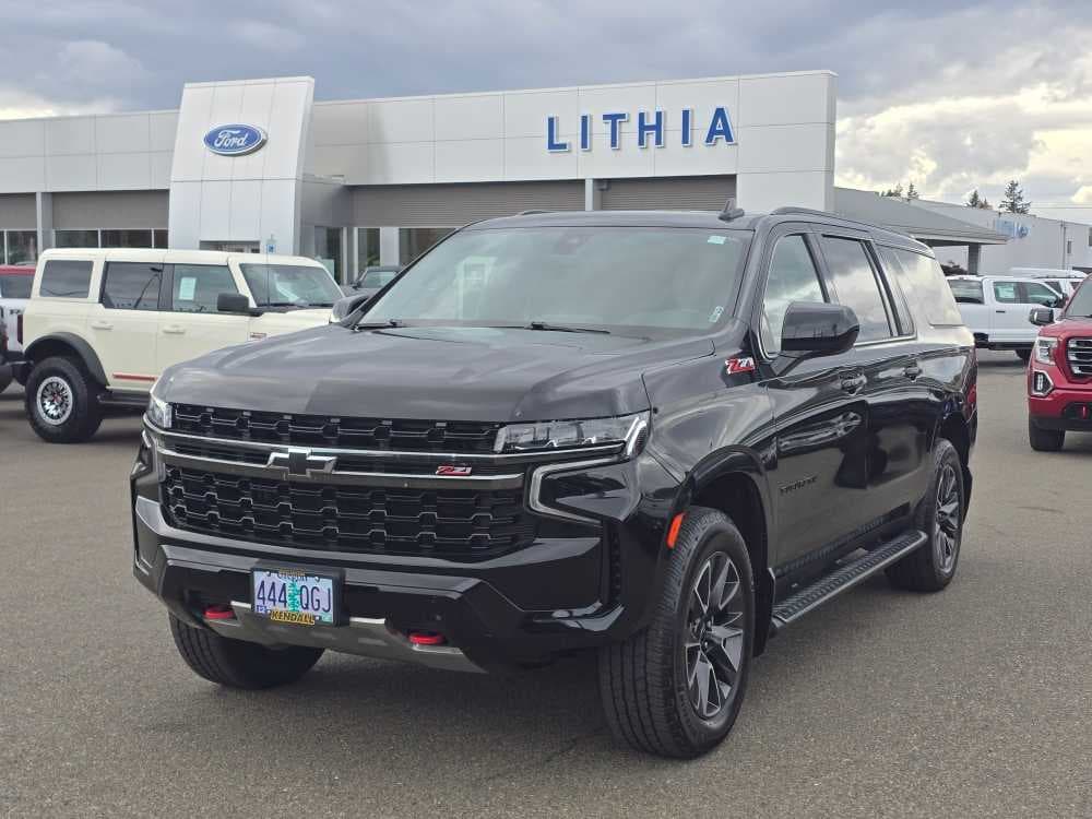 2021 Chevrolet Suburban Z71 — photo 1 of 22