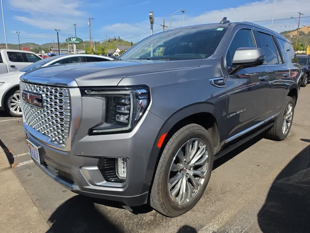2021 GMC Yukon Denali — photo 1 of 5