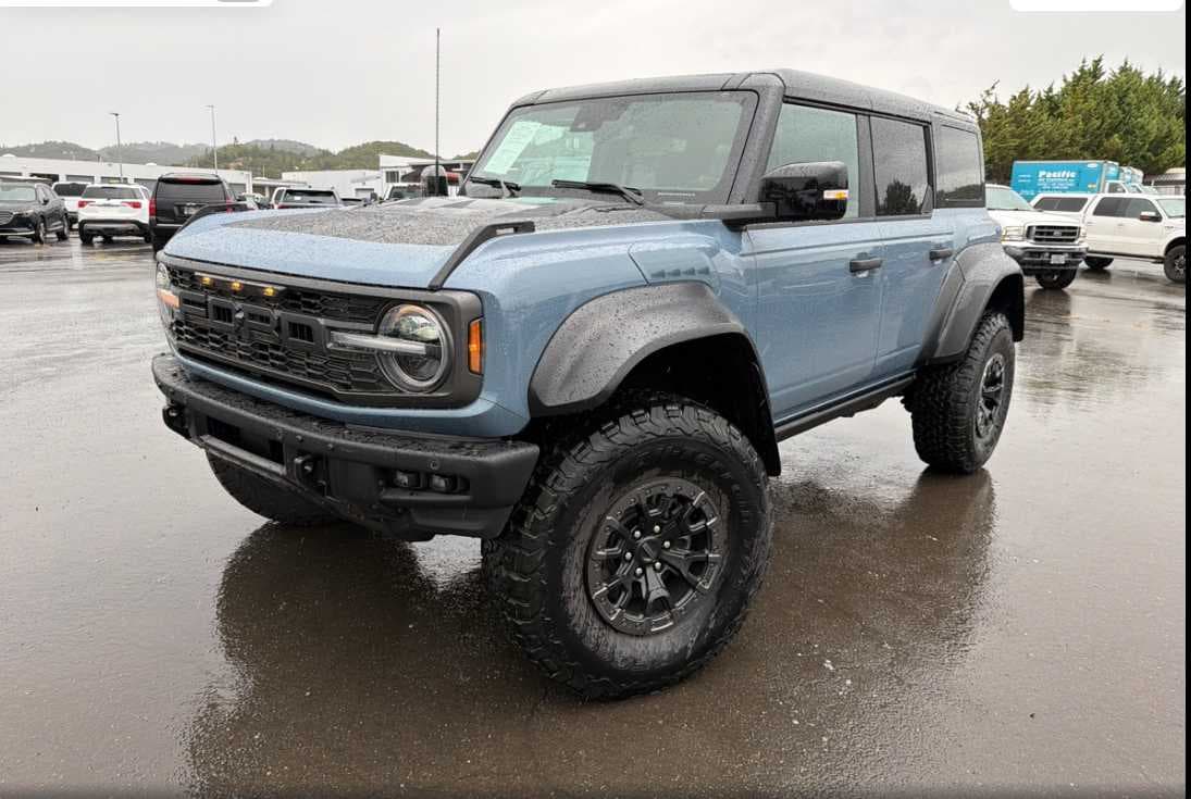 2024 Ford Bronco Raptor — photo 1 of 2