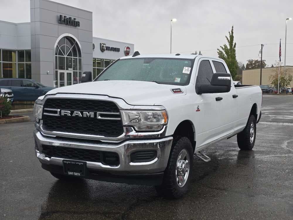 2024 RAM 3500 Tradesman — photo 1 of 21