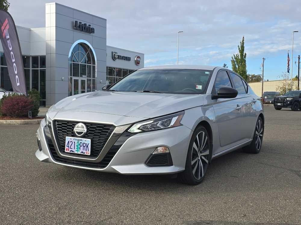 2021 Nissan Altima 2.5 SR — photo 1 of 21