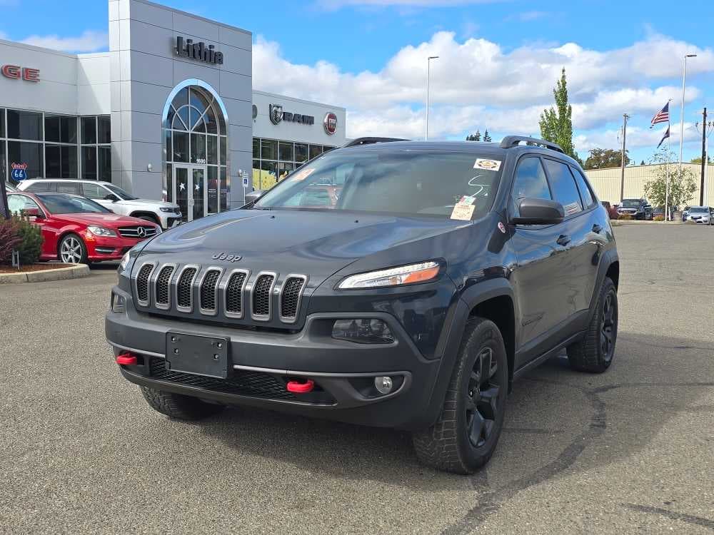 2017 Jeep Cherokee Trailhawk 4x4 — photo 1 of 21