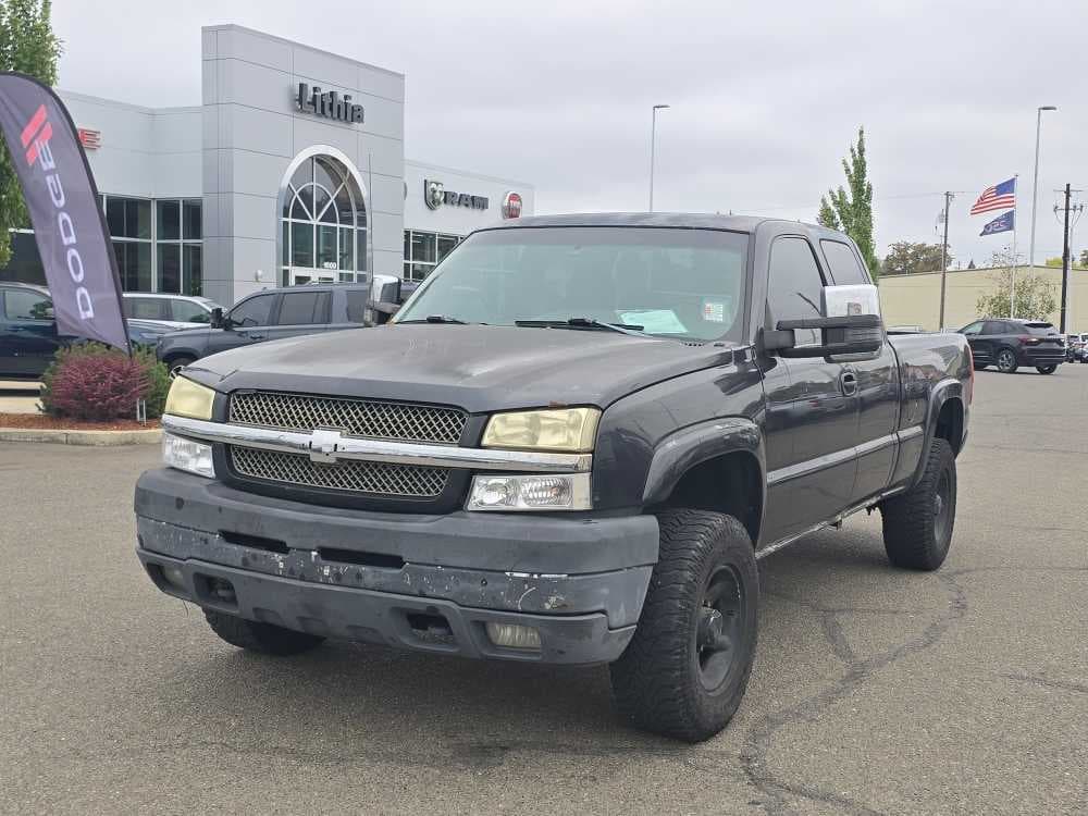 2003 Chevrolet Silverado 2500HD LT — photo 1 of 21