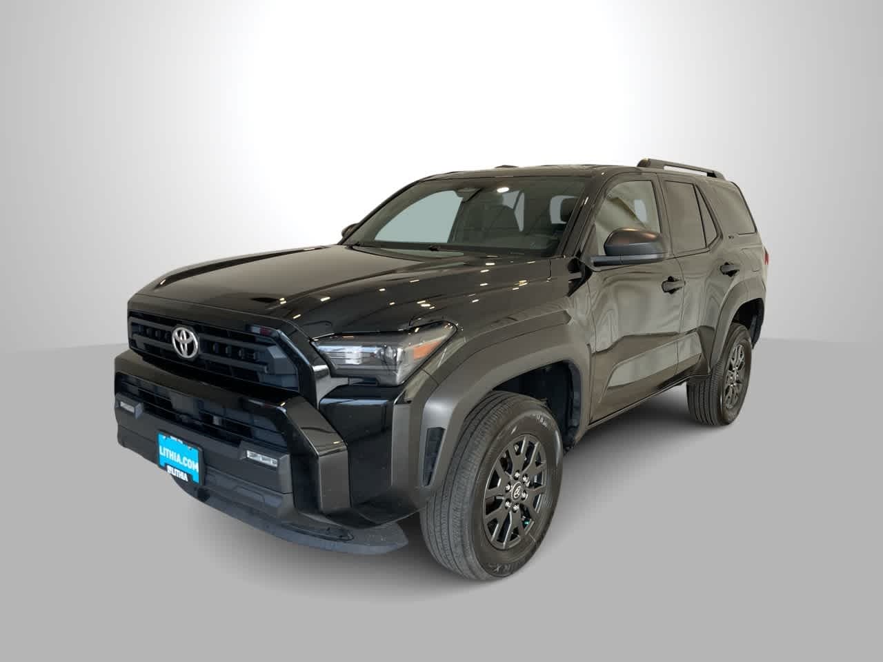 2025 Toyota 4Runner SR5 — photo 1 of 28