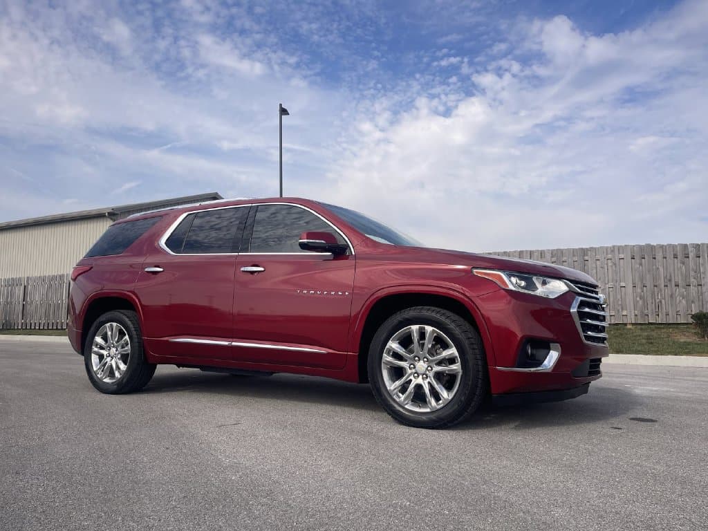 2018 Chevrolet Traverse High Country — photo 1 of 35