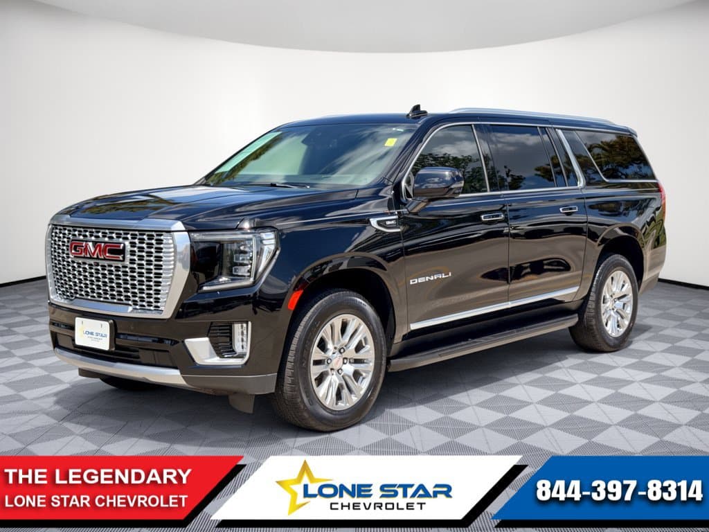 2023 GMC Yukon XL Denali — photo 1 of 32
