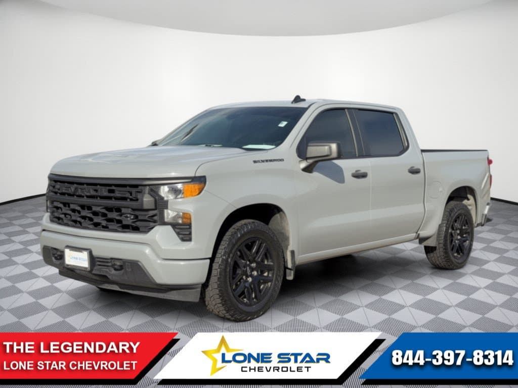 2024 Chevrolet Silverado 1500 Custom — photo 1 of 32