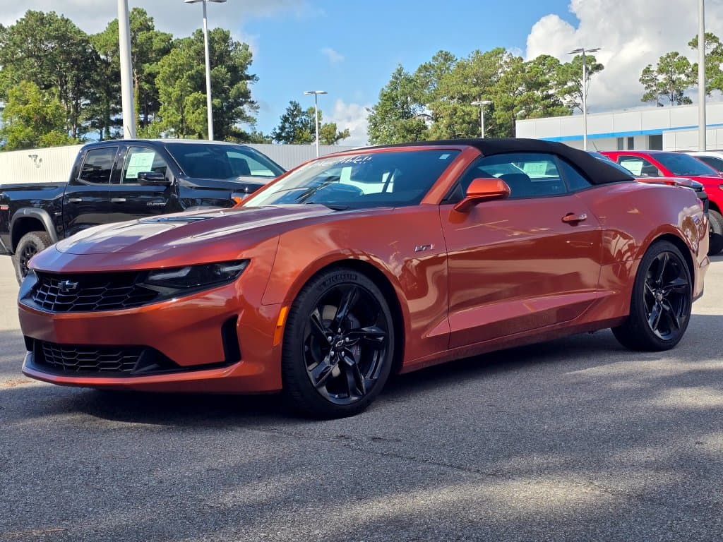 2023 Chevrolet Camaro LT1 — photo 1 of 30