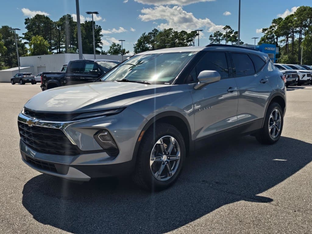 2024 Chevrolet Blazer LT — photo 1 of 30
