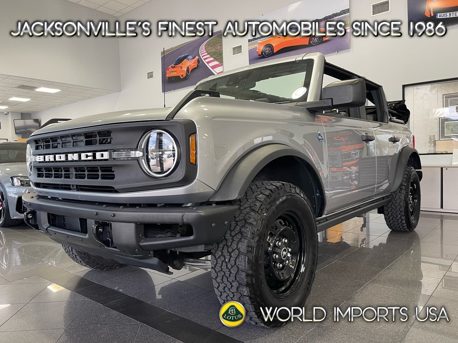 2023 Ford Bronco Black Diamond — photo 1 of 54