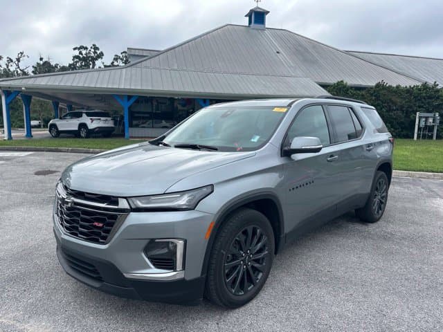 2023 Chevrolet Traverse RS — photo 1 of 19