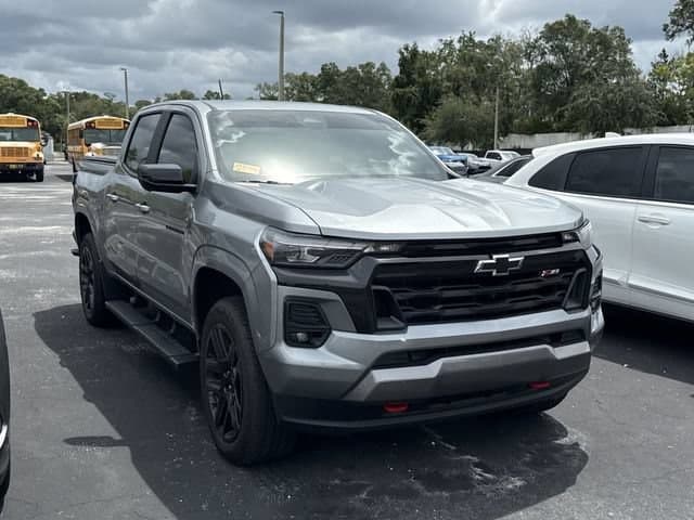 2025 Chevrolet Colorado Z71 — photo 1 of 7