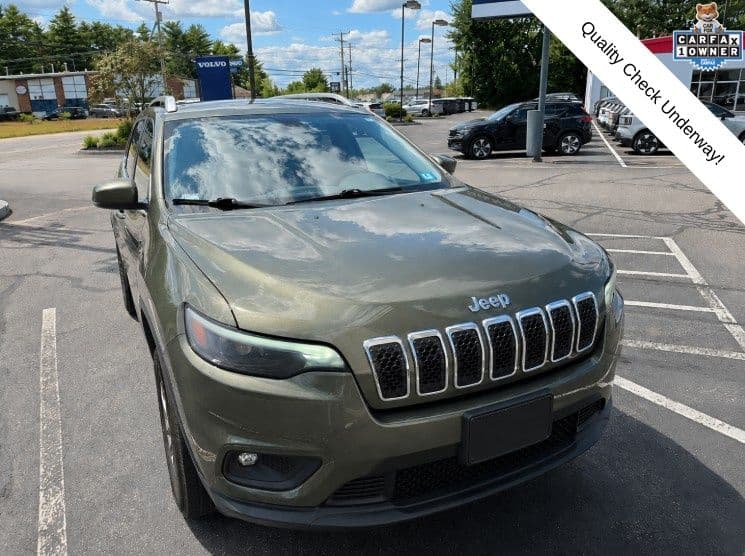 2019 Jeep Cherokee Latitude Plus — photo 1 of 3