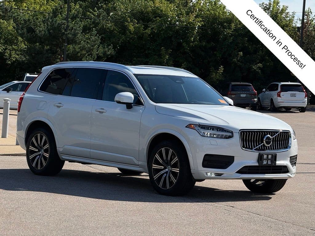 2023 Volvo XC90 Core — photo 1 of 21
