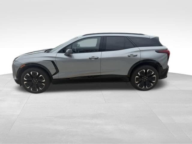 2024 Chevrolet Blazer EV RS — photo 1 of 15