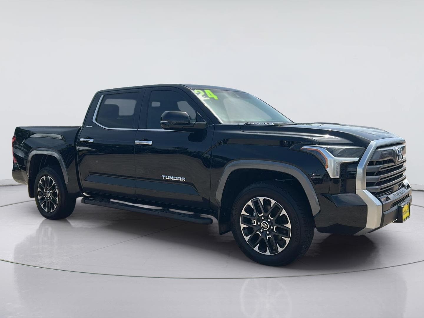2024 Toyota Tundra Limited HV — photo 1 of 36
