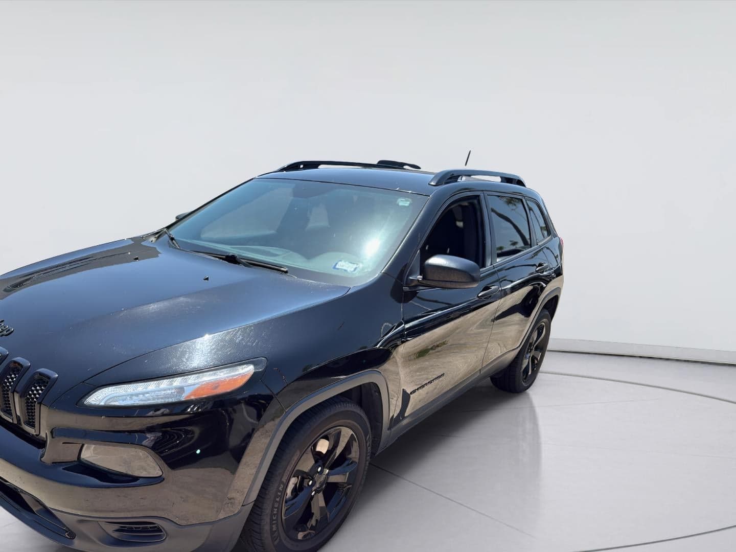 2017 Jeep Cherokee Altitude — photo 1 of 4