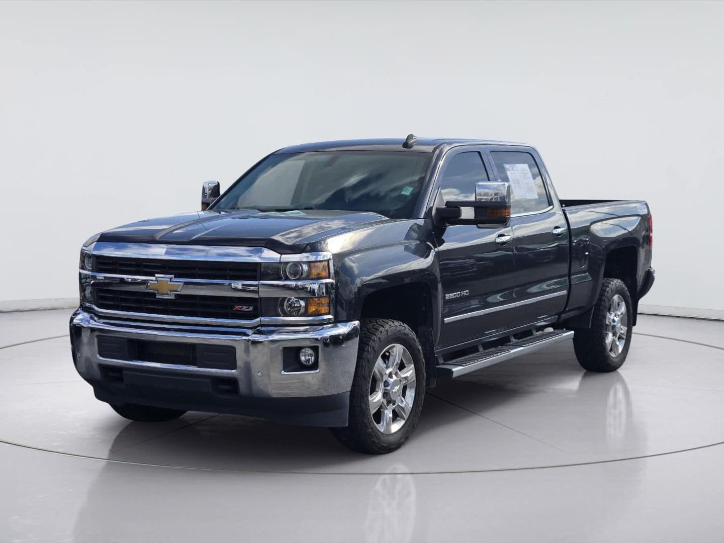 2017 Chevrolet Silverado 2500HD LTZ — photo 1 of 30
