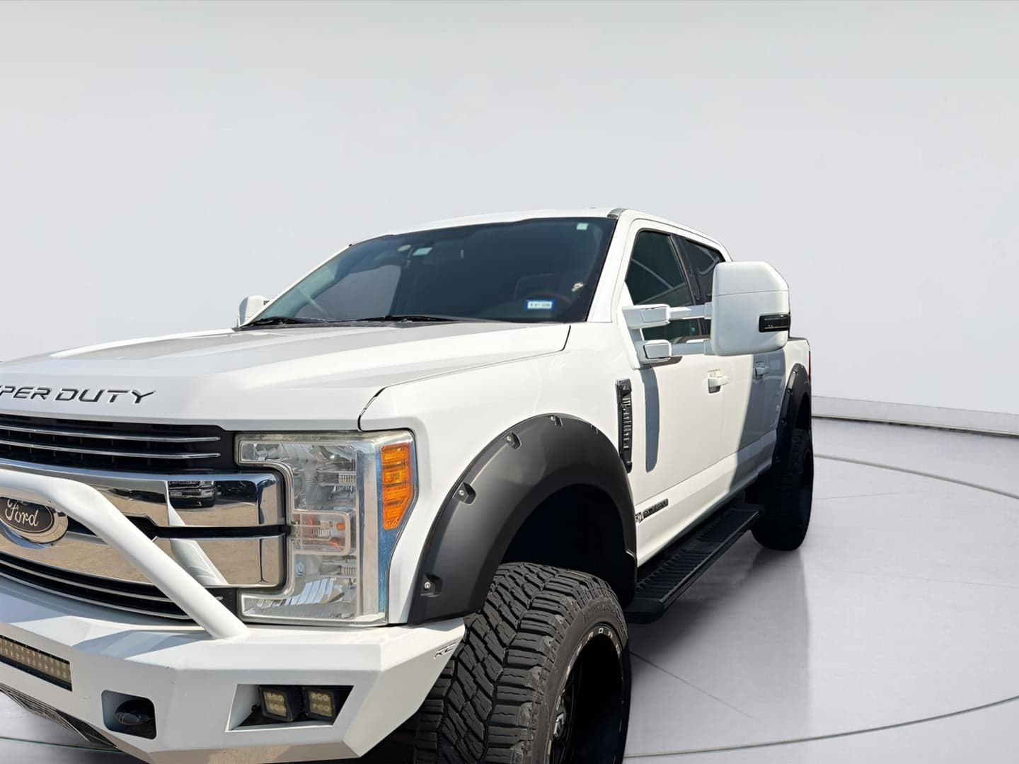 2017 Ford Super Duty F-250 SRW XLT — photo 1 of 5