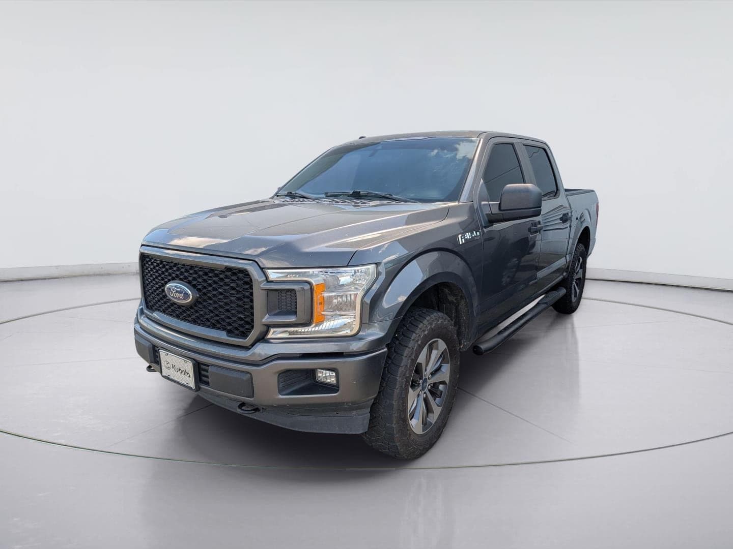 2019 Ford F-150 XL — photo 1 of 15