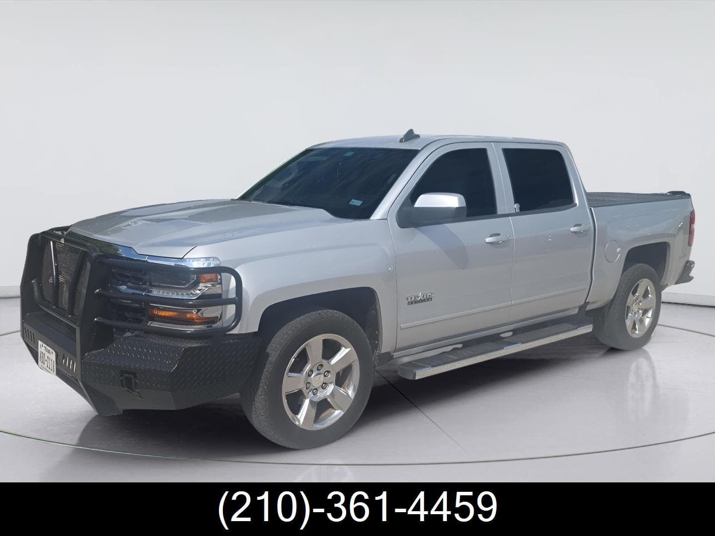 2017 Chevrolet Silverado 1500 LT — photo 1 of 7