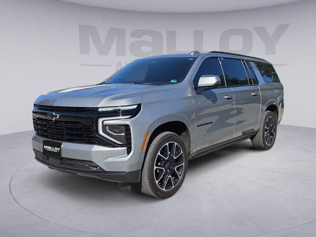 2025 Chevrolet Suburban RST — photo 1 of 9