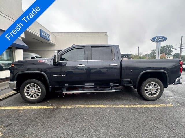 2024 Chevrolet Silverado 2500HD LTZ — photo 1 of 5