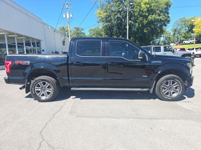 2017 Ford F-150 XLT — photo 1 of 2