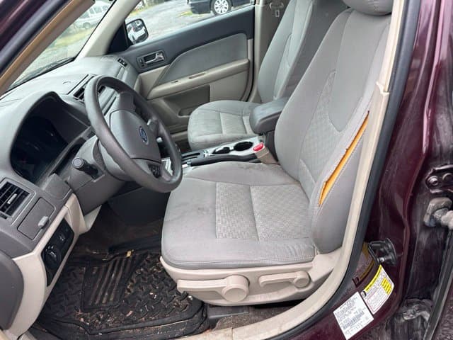 2012 Ford Fusion S — photo 1 of 23
