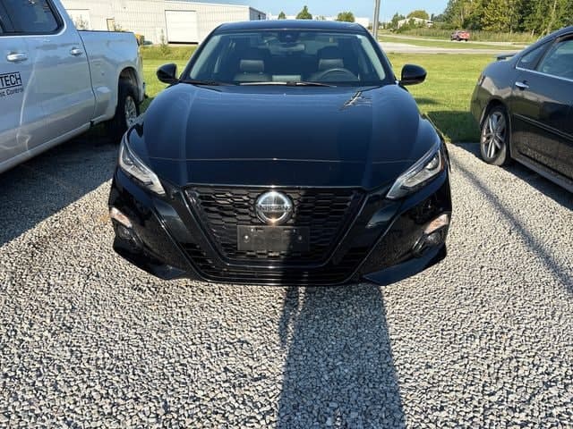 2022 Nissan Altima 2.5 SR — photo 1 of 5