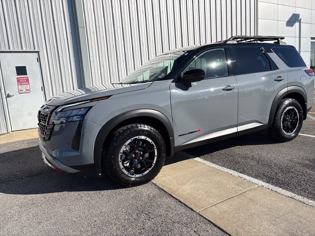 2026 Nissan Pathfinder Rock Creek — photo 1 of 40