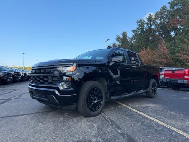 2023 Chevrolet Silverado 1500 Custom — photo 1 of 21