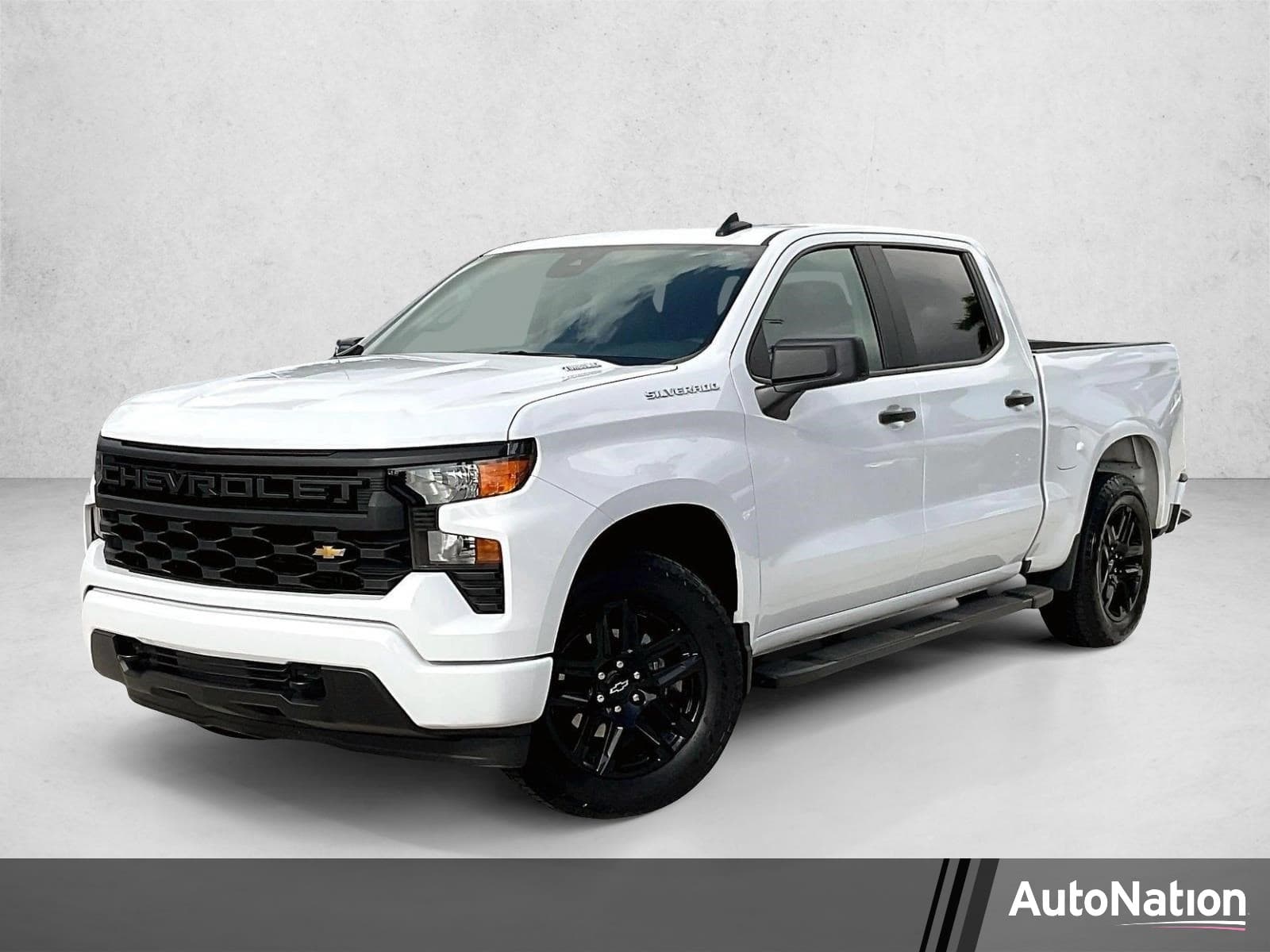 2026 Chevrolet Silverado 1500 Custom — photo 1 of 30