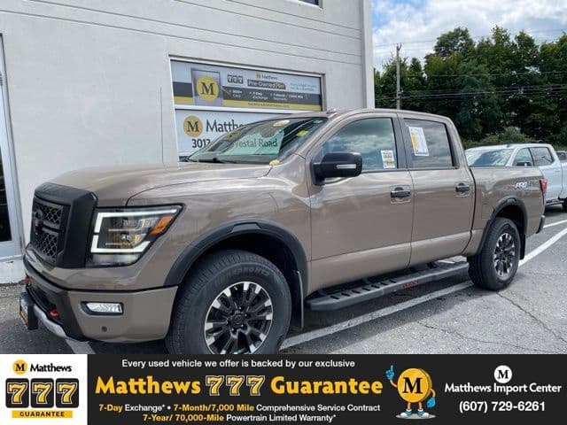 2021 Nissan Titan PRO-4X — photo 1 of 36