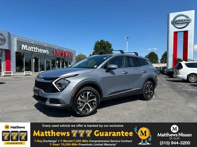 2024 Kia Sportage EX — photo 1 of 36